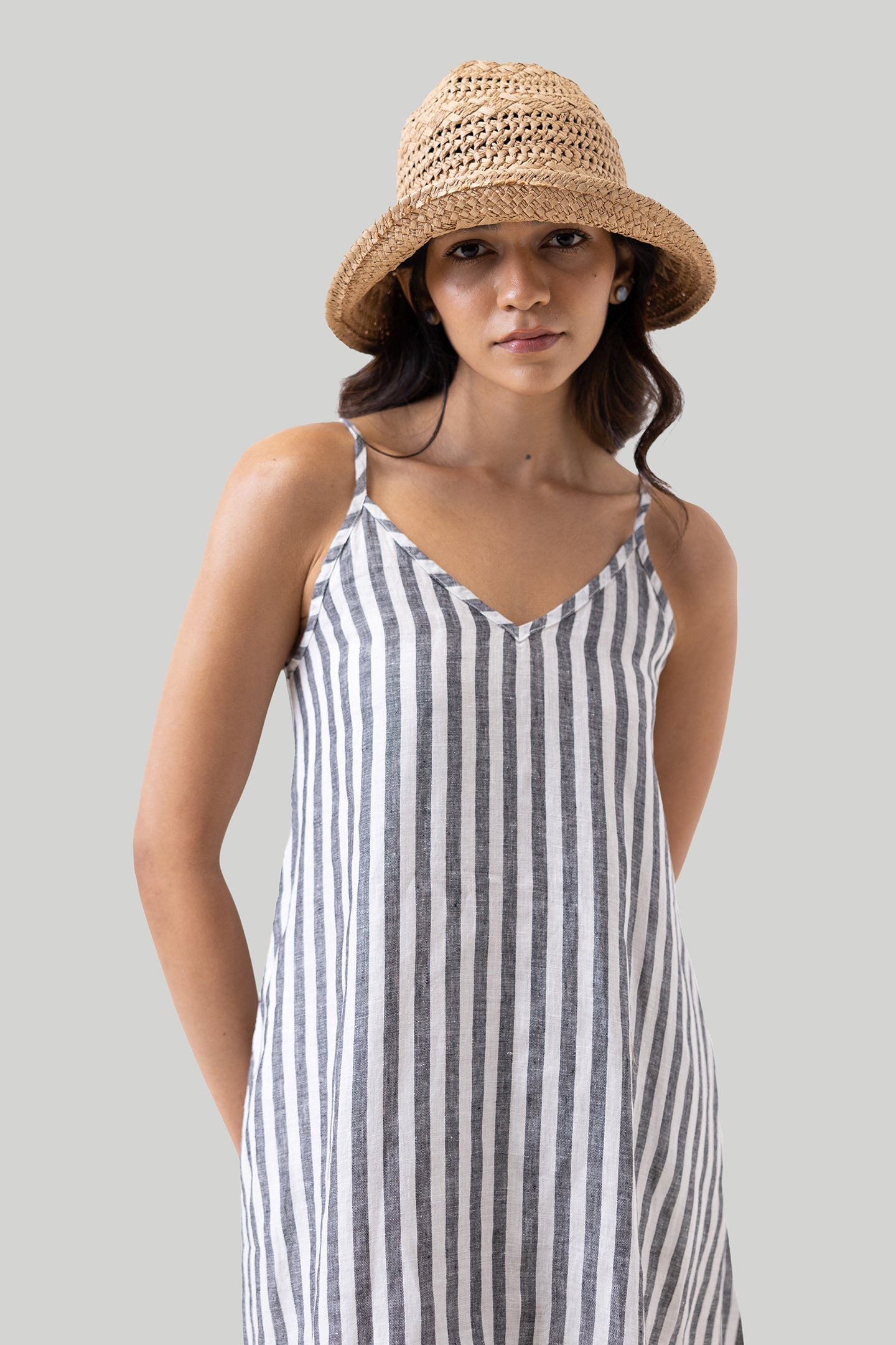 Short Tent Dress in Linen Stripes